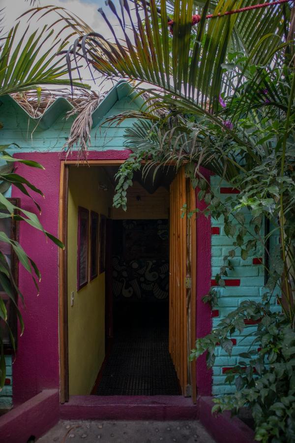 Hostal Shalom Puerto Escondido  Luaran gambar